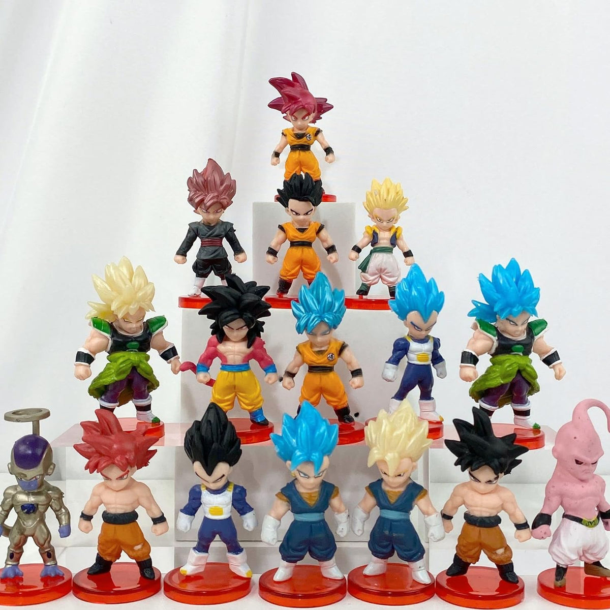 Dragon Ball Z 16-Piece Action Figure Set